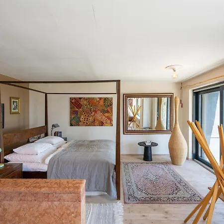 Evelina Eselboeck * אופטיה